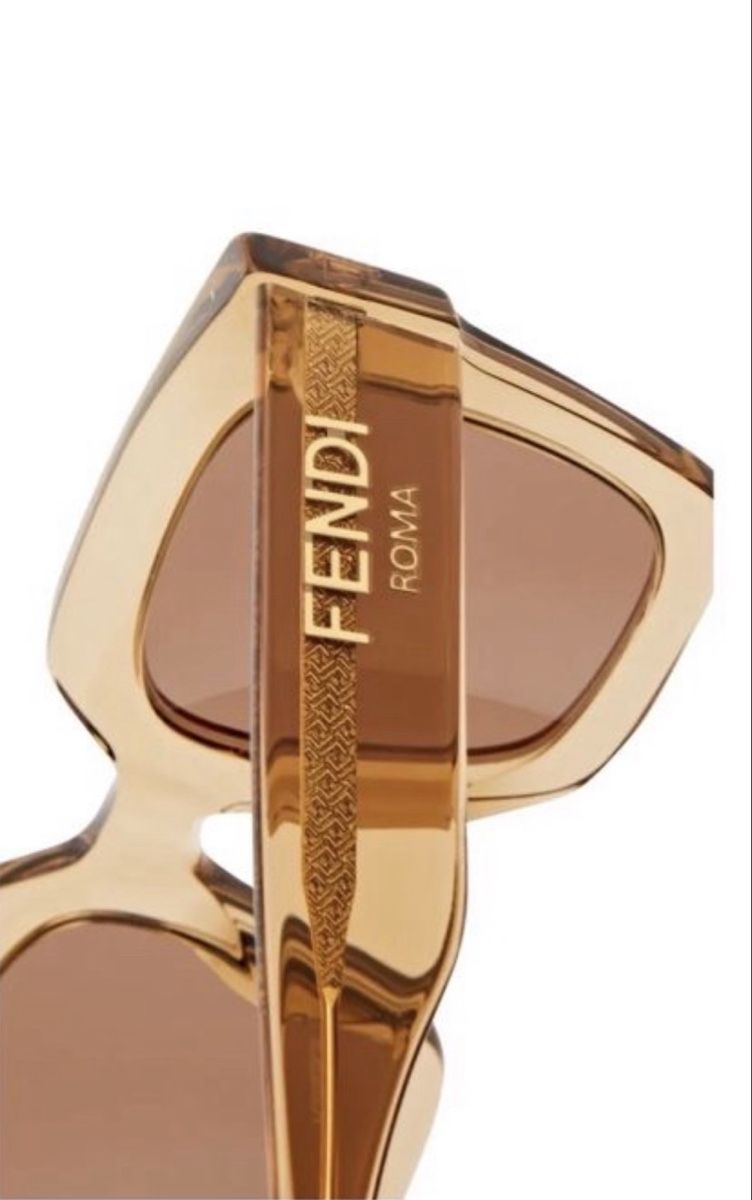 Fendi Brillen & Gläser: Fendi Sonnenbrille Damen – Gebraucht aus Luzern von Fullmoon68
