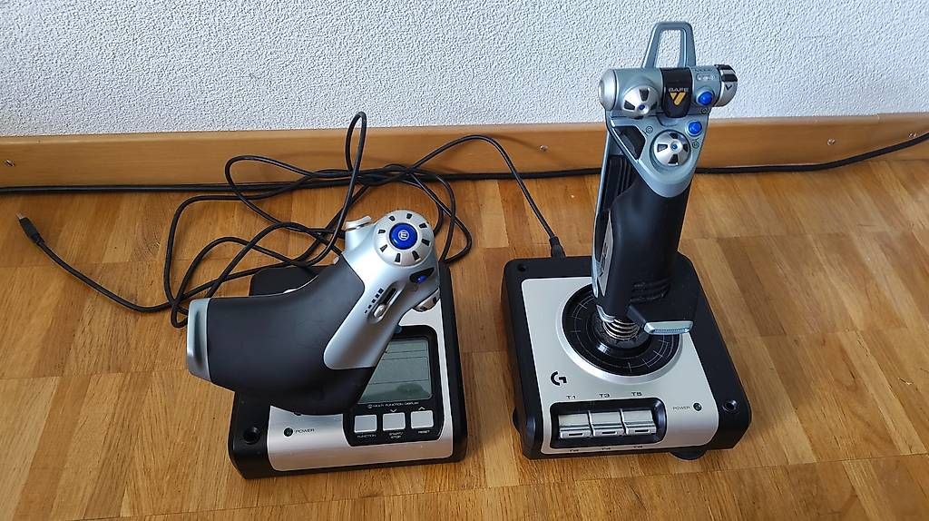 Logitech Controller: Logitech X52 HOTAS – Usato da Zürich venduto da enz_29jb