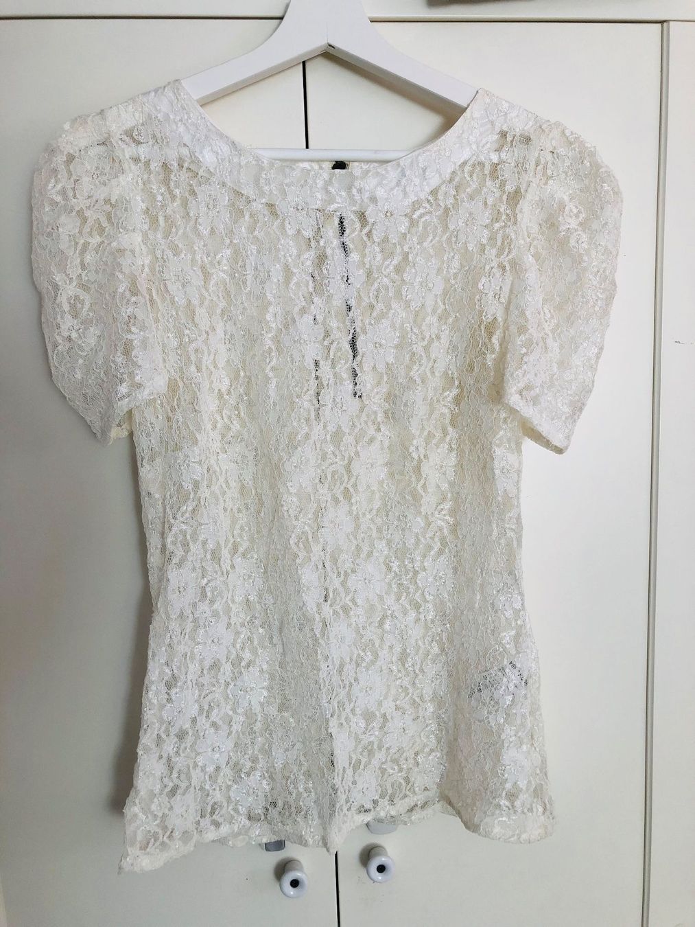 Vero Moda Camicette: Bluse aus spitze weiß Gr. L – Usato da Obfelden venduto da JackyRot