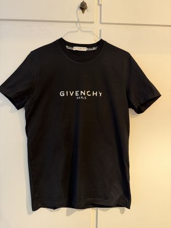 T-shirt Givenchy nera logo Paris uomo taglia S usata ss 2024