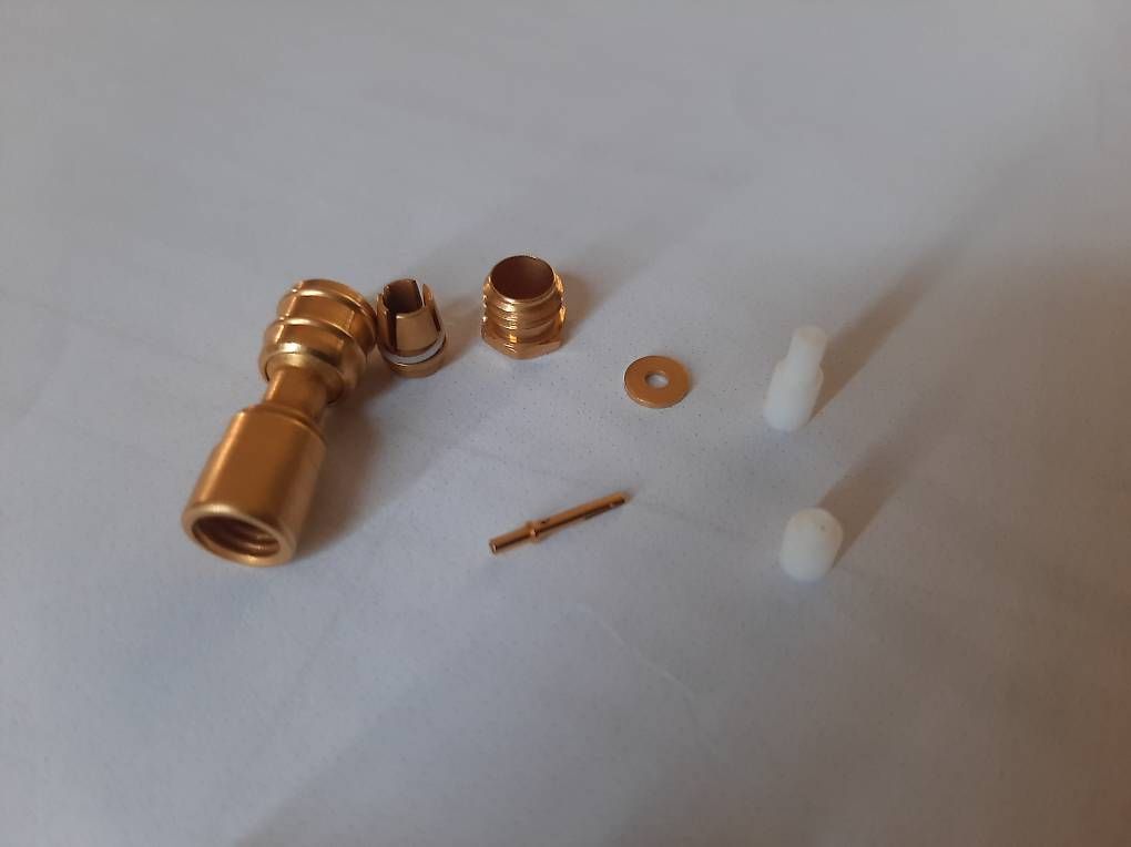 Componenti elettronici: Connecteurs Amphenol Borg 27CB-49 50 Ohm – Nuovo e nell'imballaggio originale da Lutry venduto da Matteo022 2
