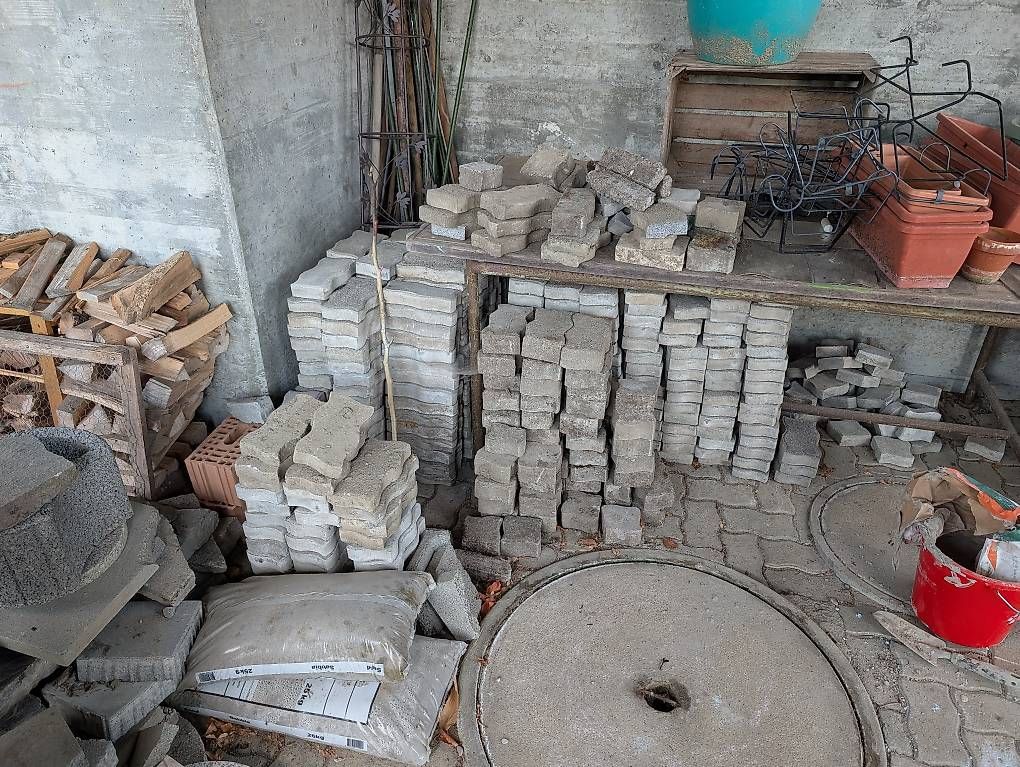 Rivestimenti per pavimenti: Wellenverbundsteine GRATIS – Usato da Ostermundigen venduto da foofoo 4