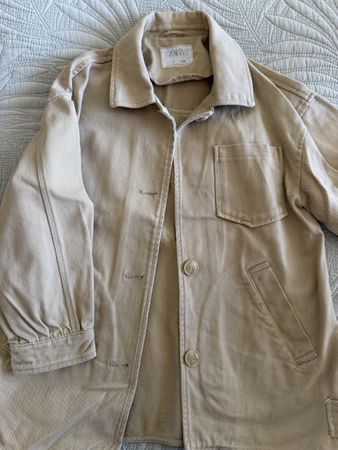 Veste Zara beige taille 134 enfant bon état