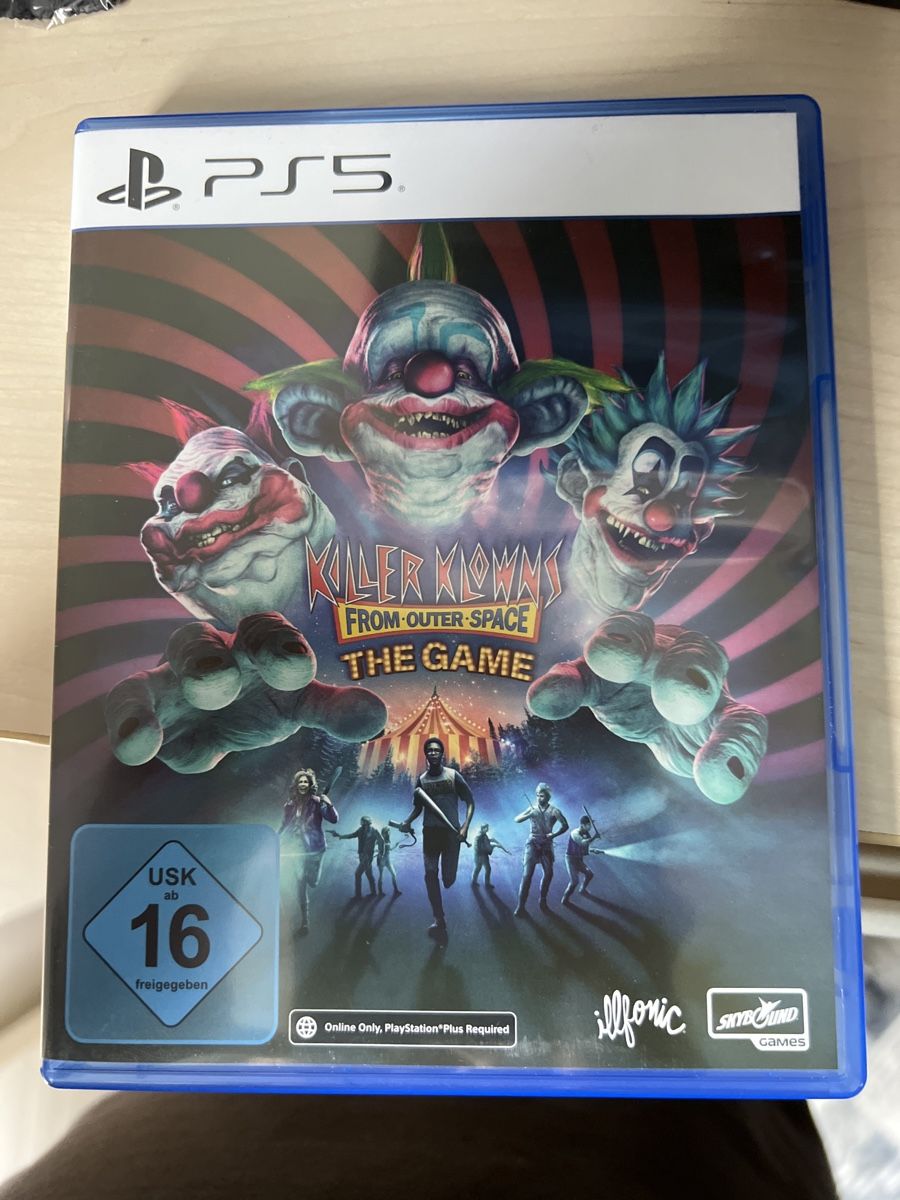 Sony Console: Killer Klowns from Outer Space, PS5, Top Zustand! – Usato da Glattbrugg venduto da Halil39