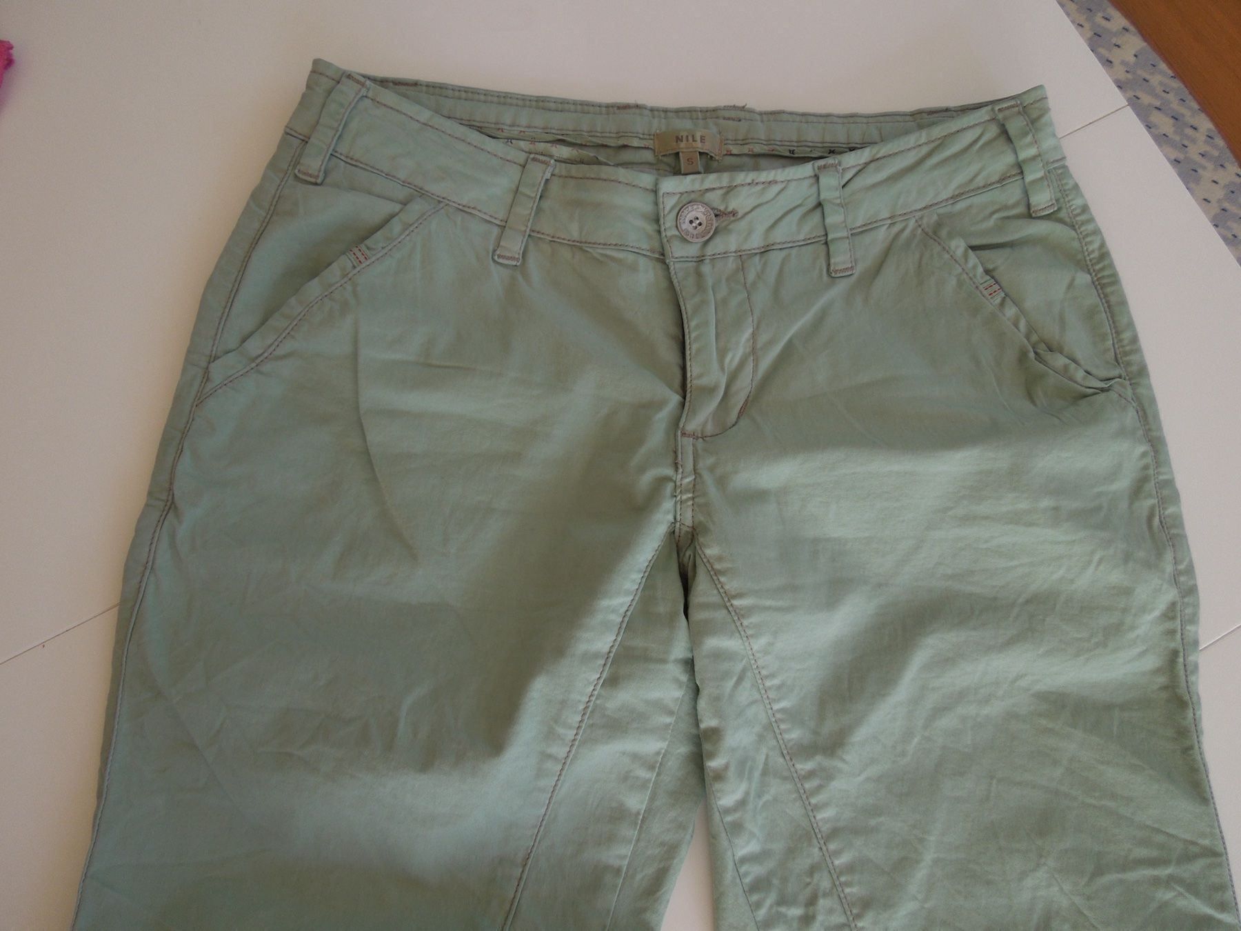 Nile Pantaloni: NILE - super schöne grüne Hose Gr. S – Usato da Meiringen venduto da Sheyene 1