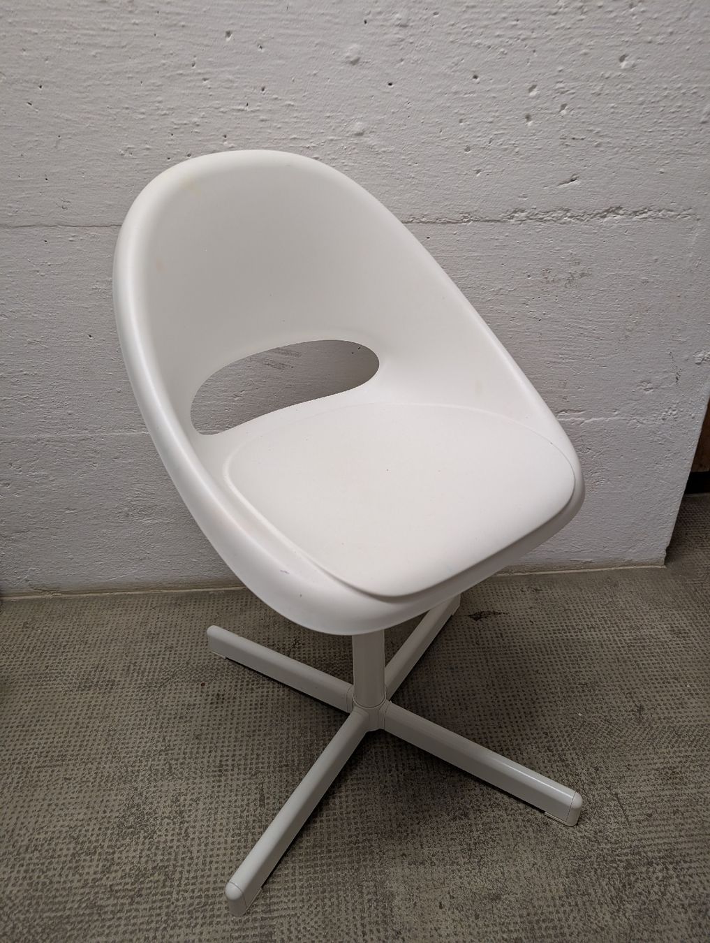 Ikea Sedie: Kinder Büro Stuhl weiss – Usato da Basel venduto da DaveZen 2