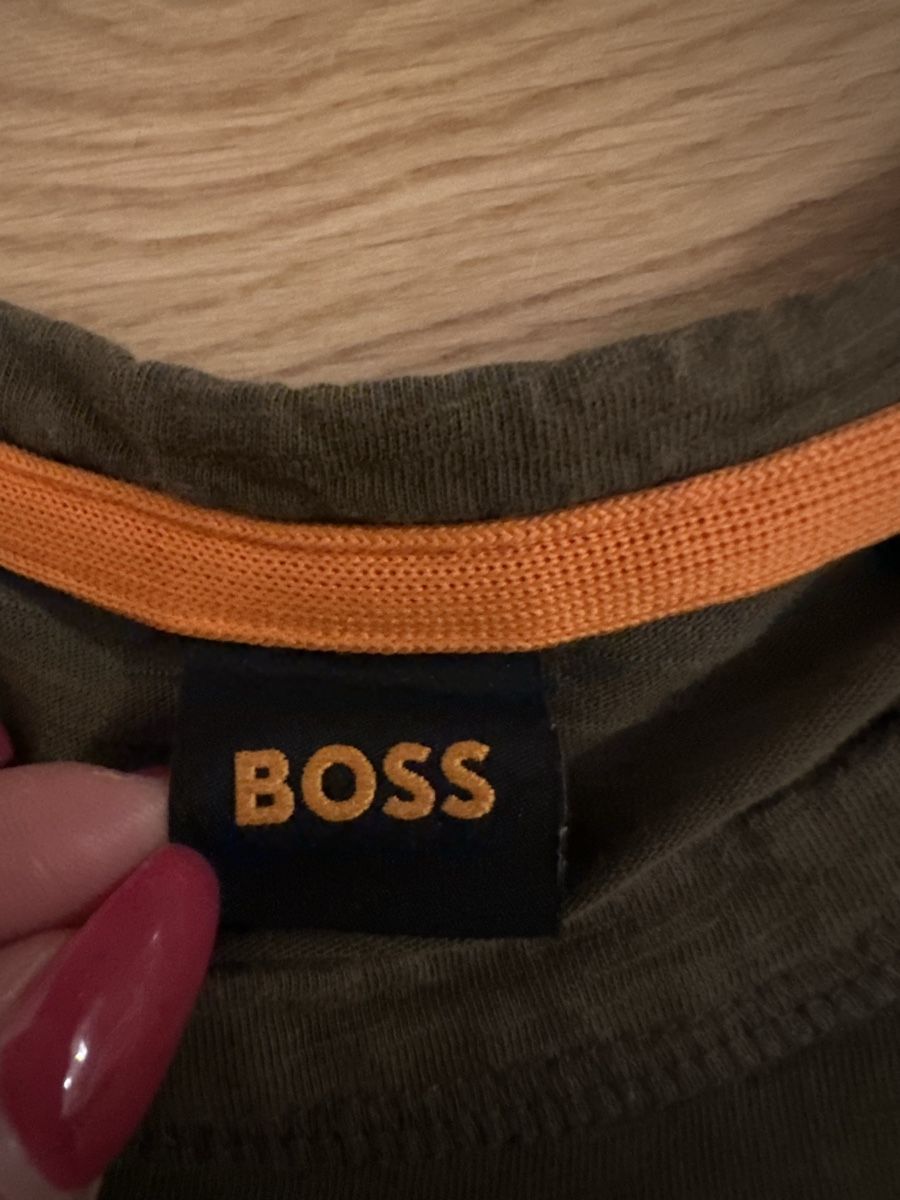 Hugo Boss T-shirt: Hugo Boss Herren T-shirt – Usato da Bern venduto da akl_sy9s 1