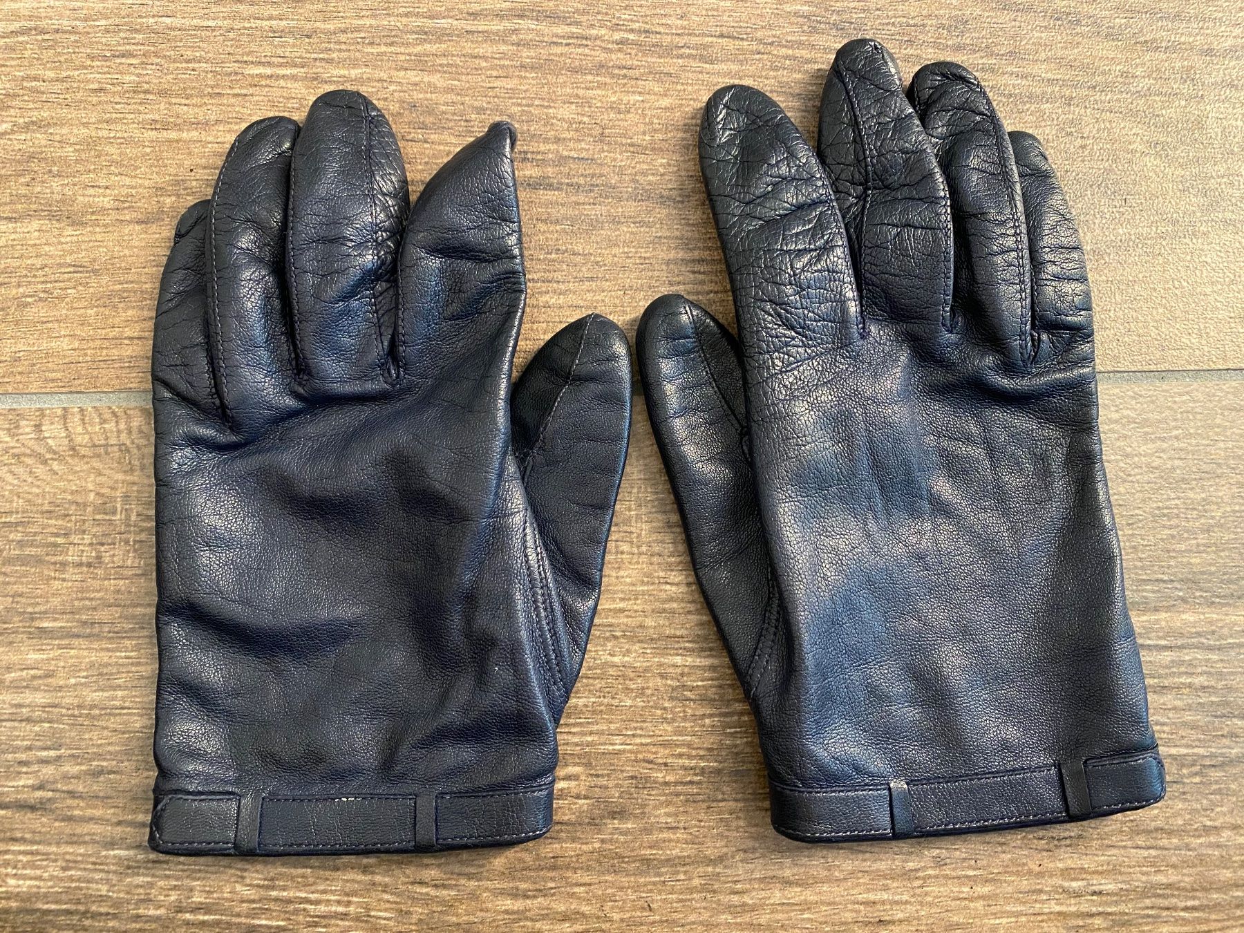 Handschuhe & Handstulpen: Handschuhe Leder dunkelblau / navy kurz Gr. 7 – Gebraucht aus Pratteln von a23_j2gs