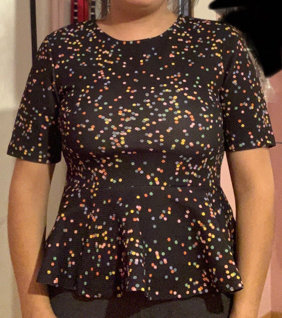 H&M Tops: Oberteil mit Volant und Punkten – Gebraucht aus Triengen von nes_l8cj