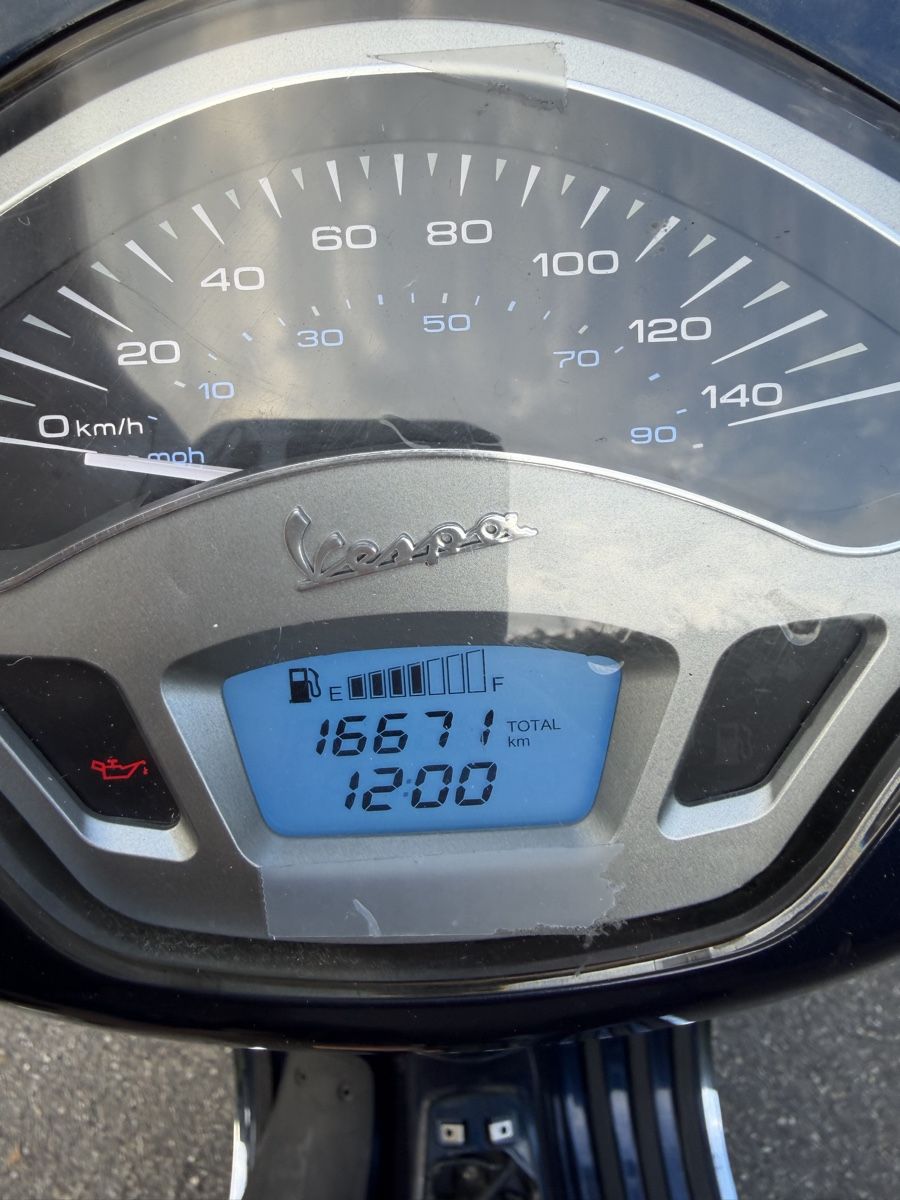 Piaggio Strada: Piaggio Vespa Primavera 3V 2016jg Ab Mfk  – Usato da Zullwil venduto da Autocentersalii 5