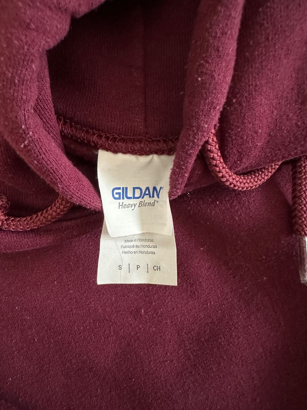 Lotti di vestiti: 3Plusss T-shirt & Sweater – Usato da Luzern venduto da Sesilija 3