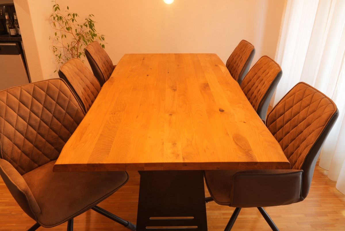 Tavoli: Eleganter Esstisch - OHNE Stühle – Usato da Zufikon venduto da AndreS_w0522 3