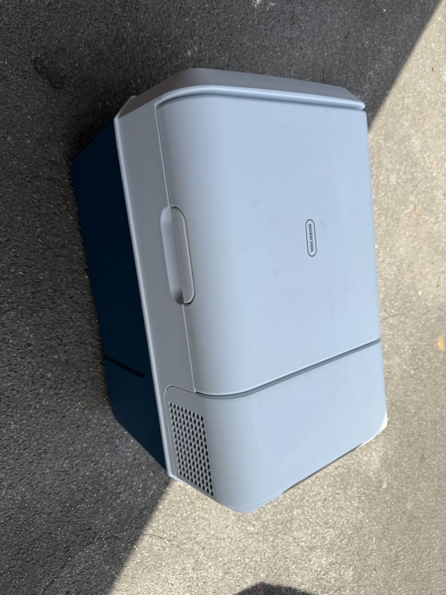 Mobicool Kühlschränke & Kühlen: Kompressorkühlbox 38l – Gebraucht aus Widnau von RenGi800 2