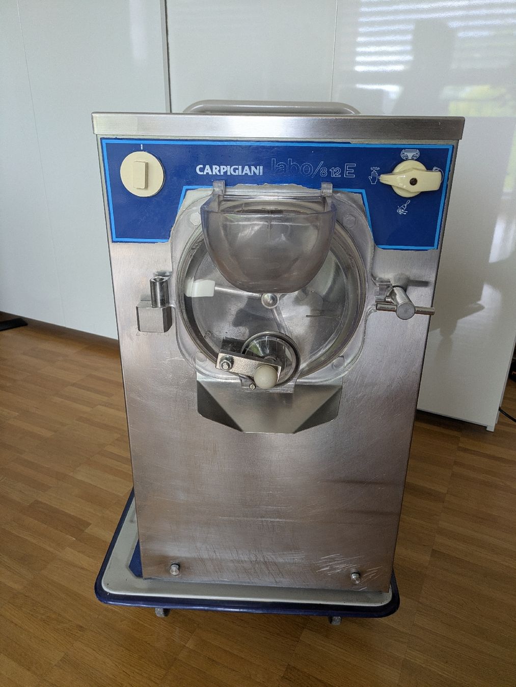 Elettrodomestici da cucina: Carpigiani Labor 8/12E Glacemaschine Eismaschine – Difettoso da Fällanden venduto da Karl.der.Grosse