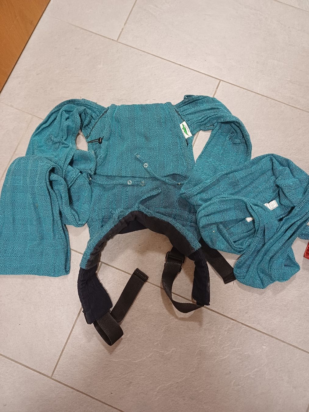 Mei Tai Porte-bébés ventraux & dorsaux: Buzzidil Mei Tai Babytrage – D'occasion à Muttenz par hrv_n7xk