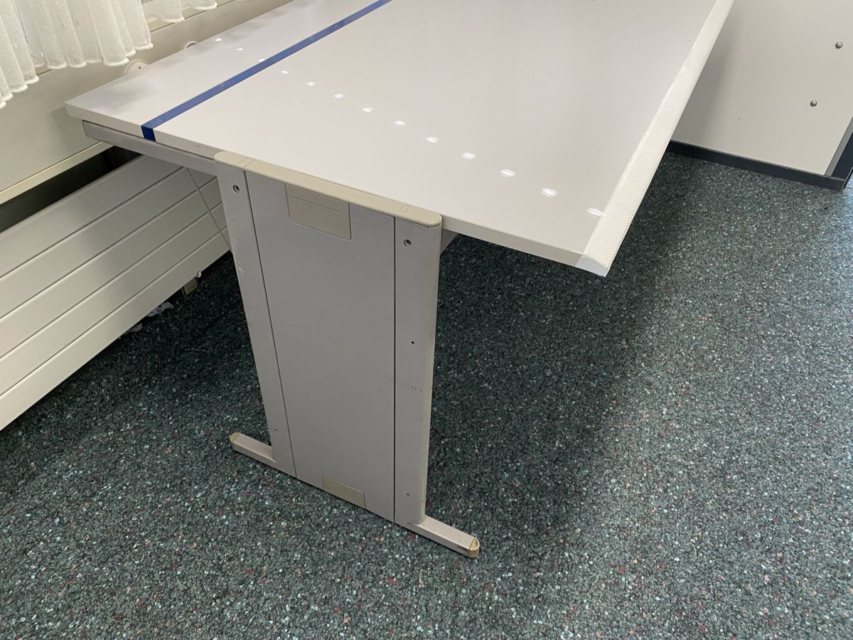 Bureaux: Eckschreibtisch Schreibtisch – D'occasion à Hägglingen par Karin0802 9