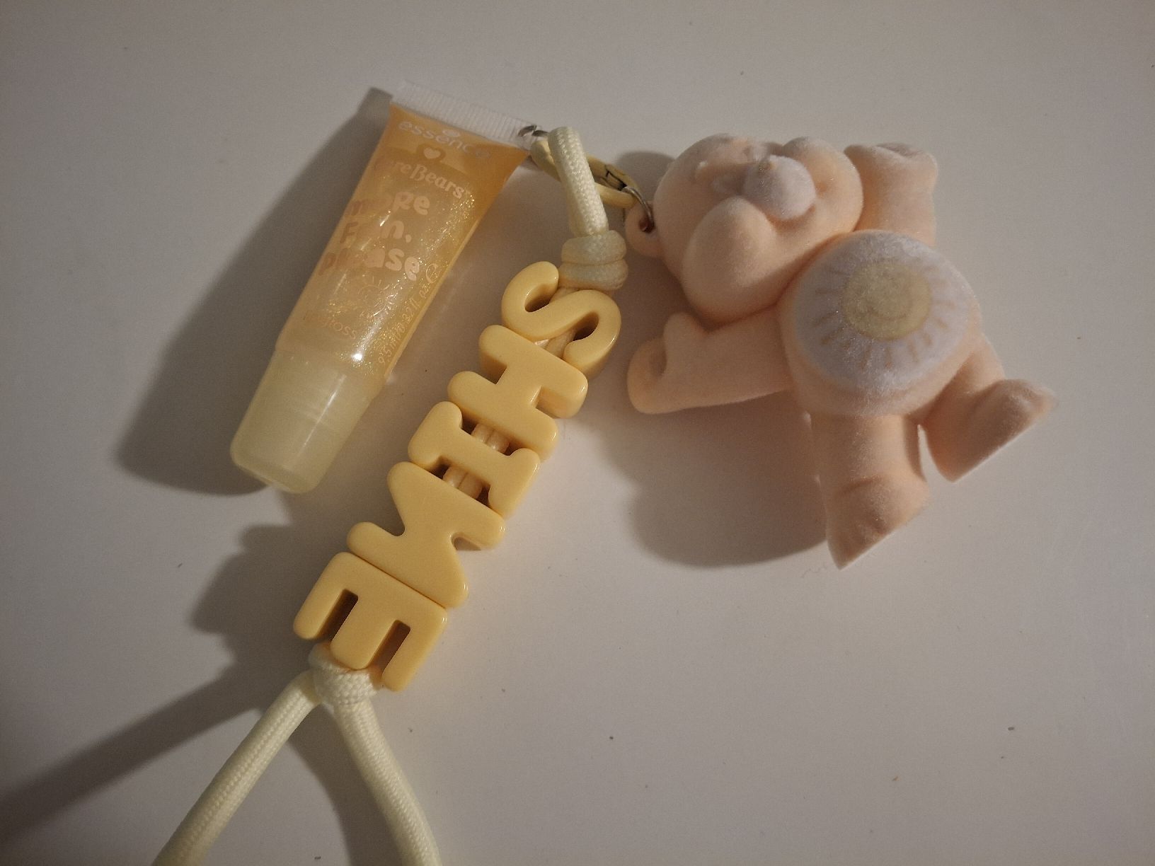 Make-up: Essence Care bears Lipgloss – Nuovo (secondo la descrizione) da Neuenhof venduto da mariah05