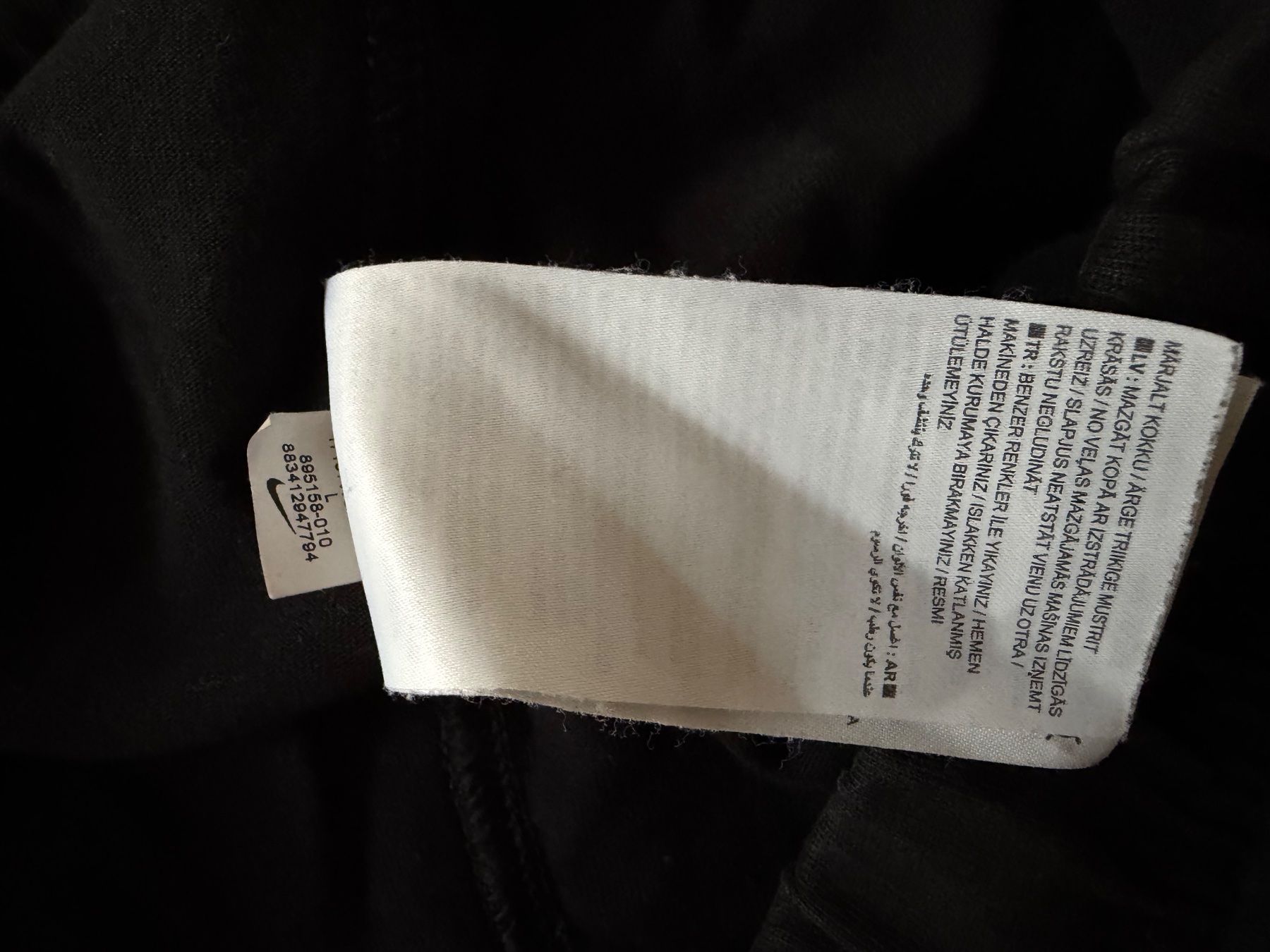 Nike Pantaloni: Nike Shorts Gr. L – Usato da Muttenz venduto da bargain_hunter 3