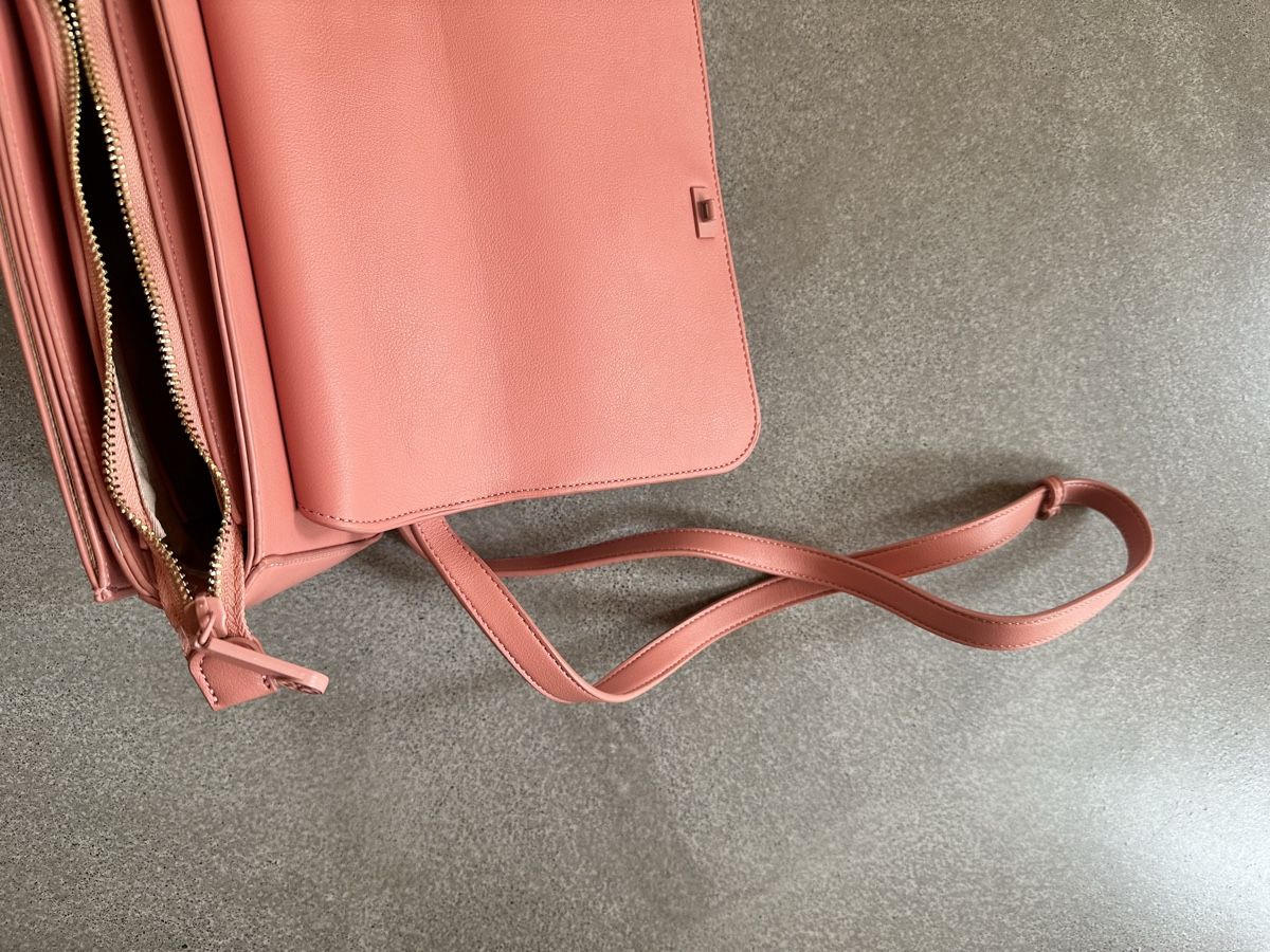 Borse da donna: Tasche / Handtasche  von V 73 – Usato da Maienfeld venduto da griti666 2