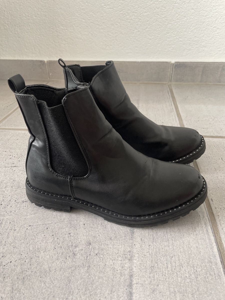 Schuhe für Mädchen: Stiefeletten schwarz Gr 36 – Gebraucht aus Langenthal von littlegirls 1