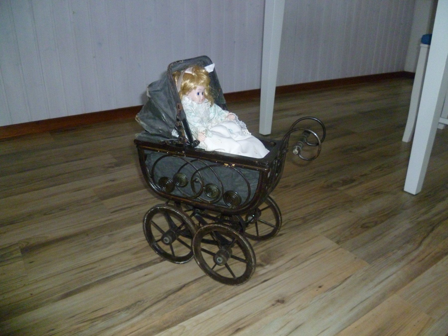 Carrozzine per bambole: Deko-Puppenwagen – Usato da Muri AG venduto da wepesche