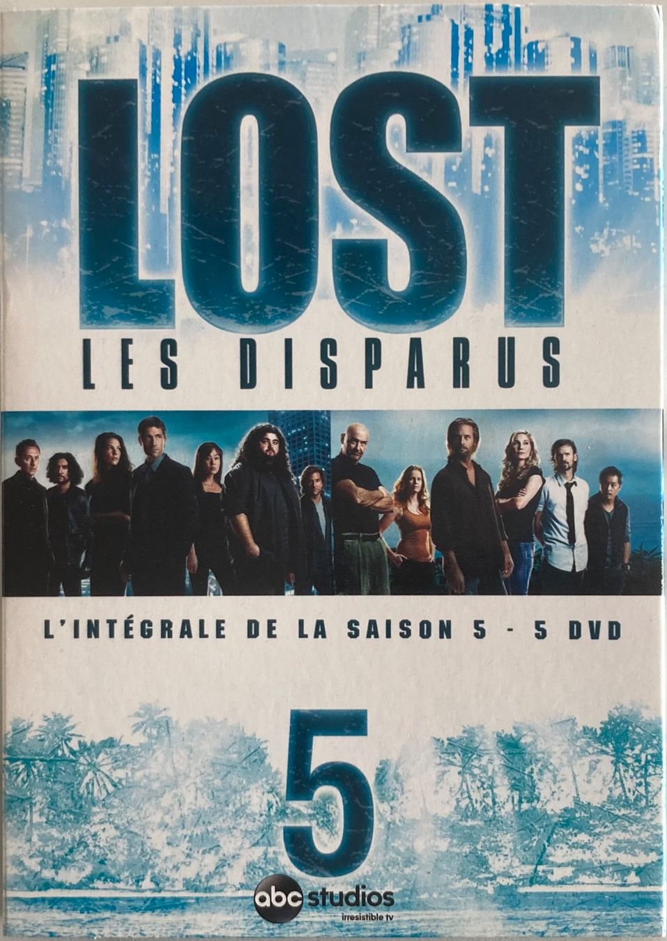 Tutti i DVDs: LOST - LES DISPARUS - L'INTÉGRALE DE LA SAISON 5 – Usato da Poliez-Pittet venduto da Newtown-Records