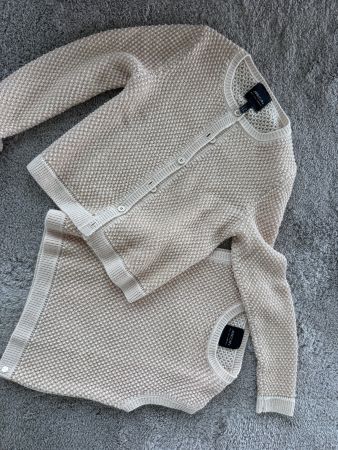 Neuwertiges Twin Set von Marc Cain Gr.2