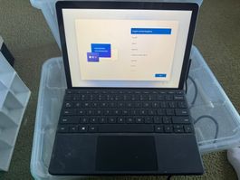 Surface Go 2 - 128gb Windows 11 guter Zustand