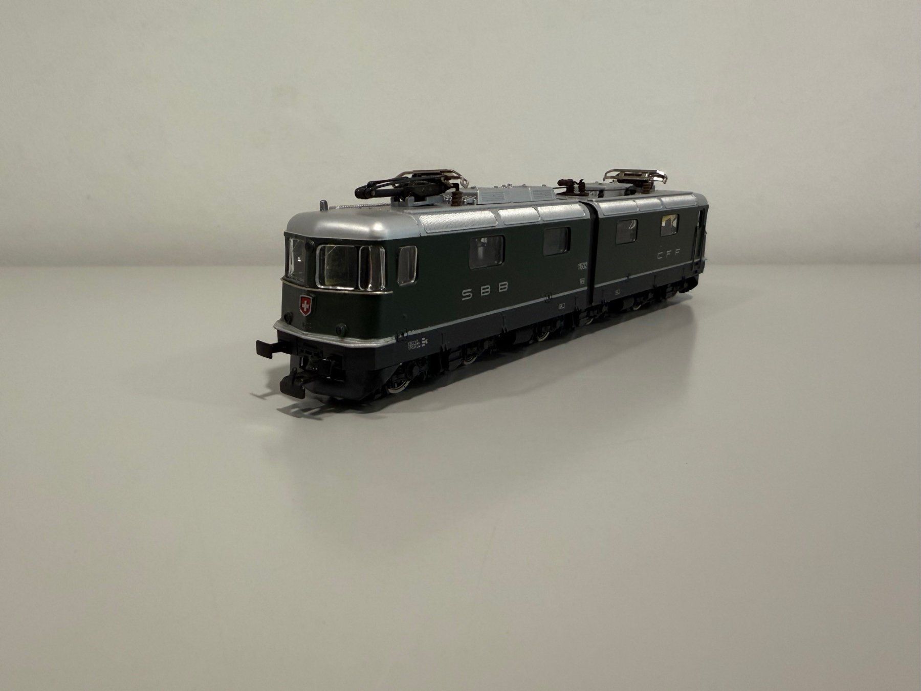Hag Modellini di ferrovie: Elektrolokomotive Re 6/6 der SBB – Nuovo (secondo la descrizione) da Oftringen venduto da Pgi 3