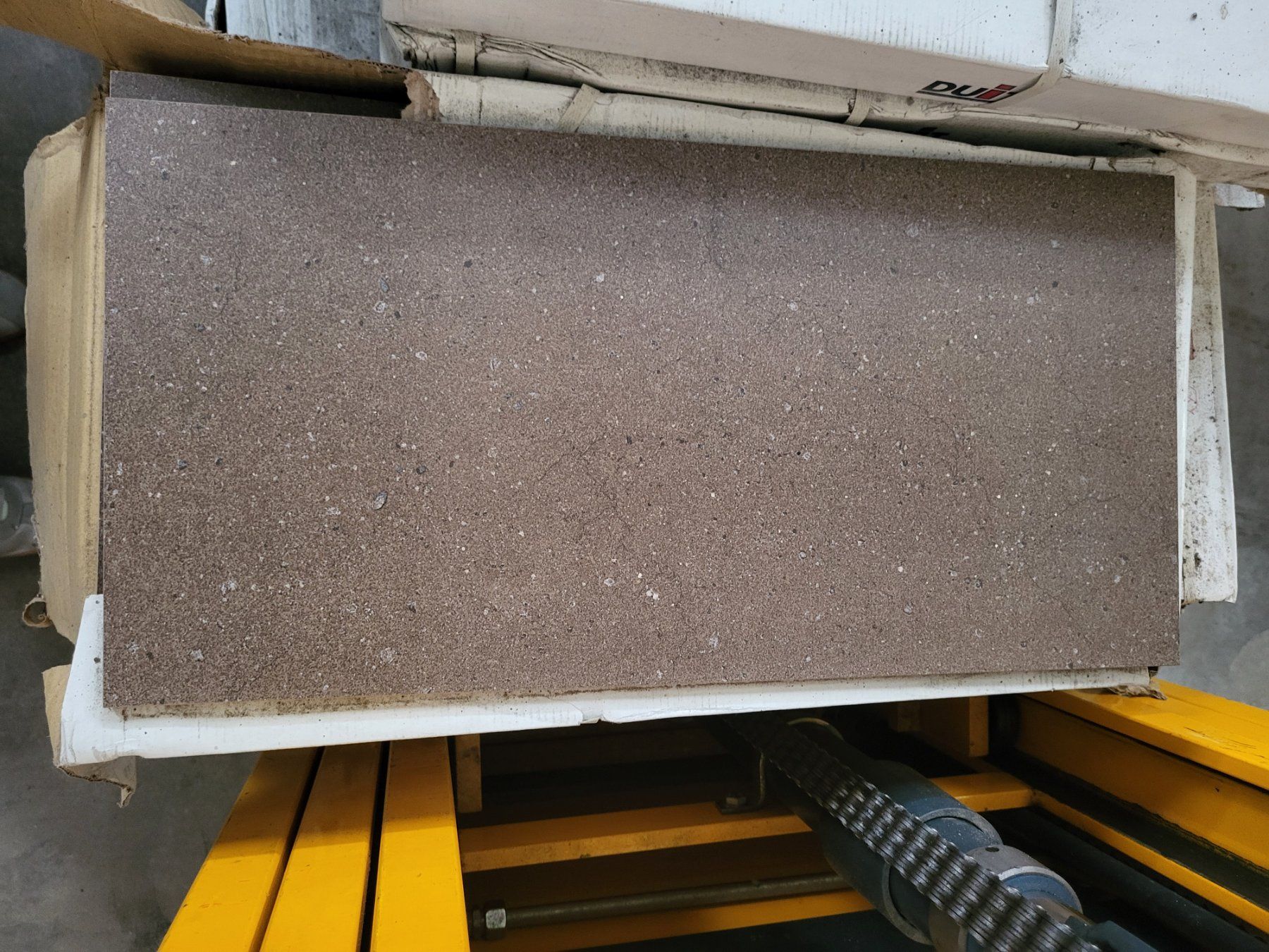 Bodenbeläge: Feinsteinzeugfliesen 30 x 60 cm / /sw32 – Neu (gemäss Beschreibung) aus Diessenhofen von Osio 5
