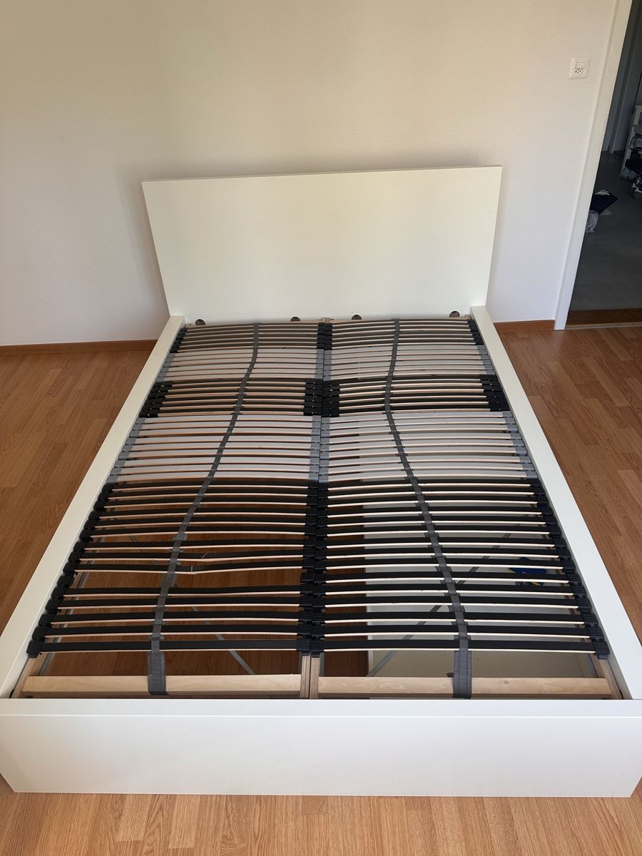 Betten: IKEA MALM - Bett (140cm) – Gebraucht aus Bern von y_t01 1