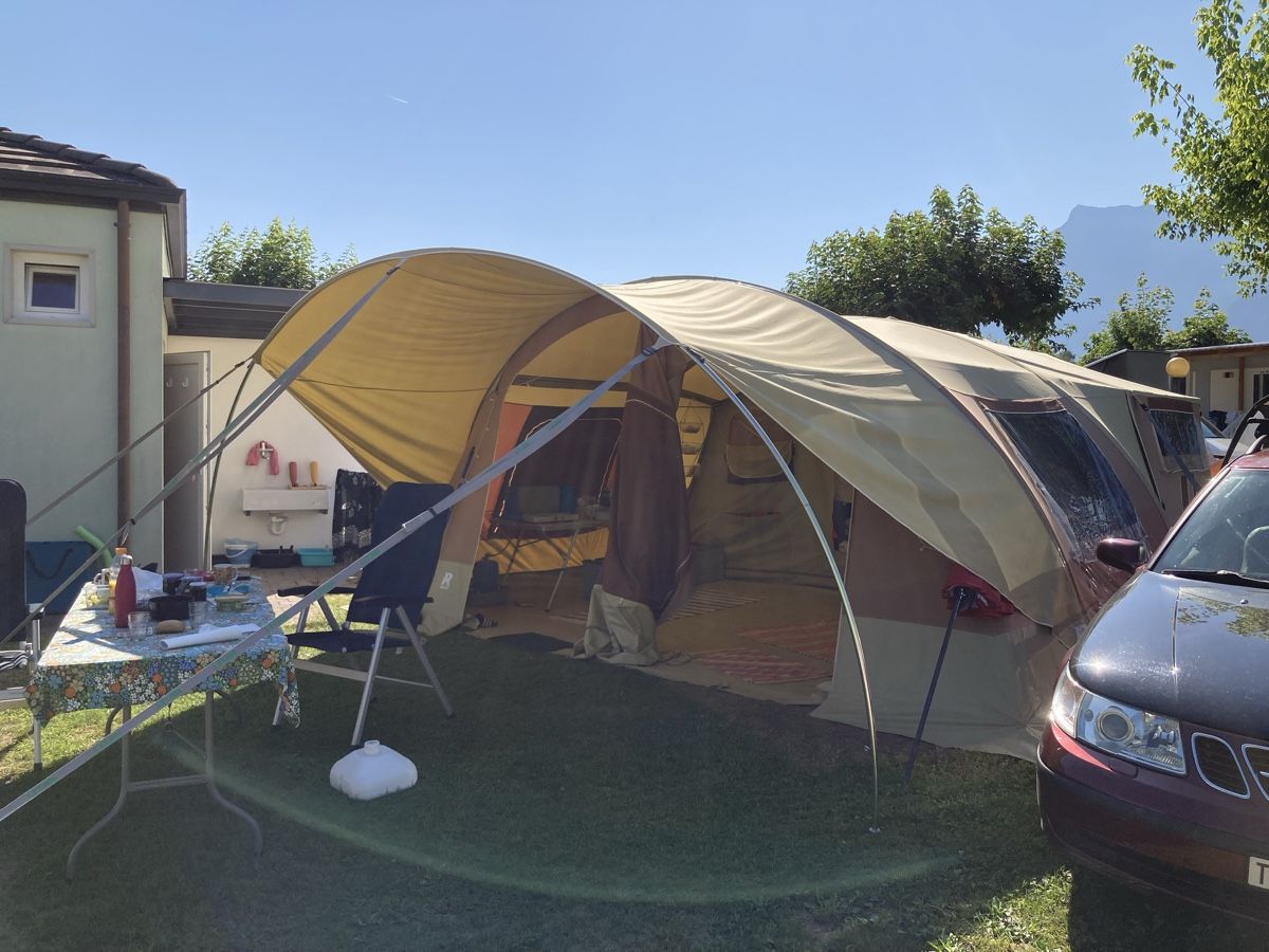 Rimorchi: Zelt - Klapp- Anhänger  – Usato da Kesswil venduto da Branca-01