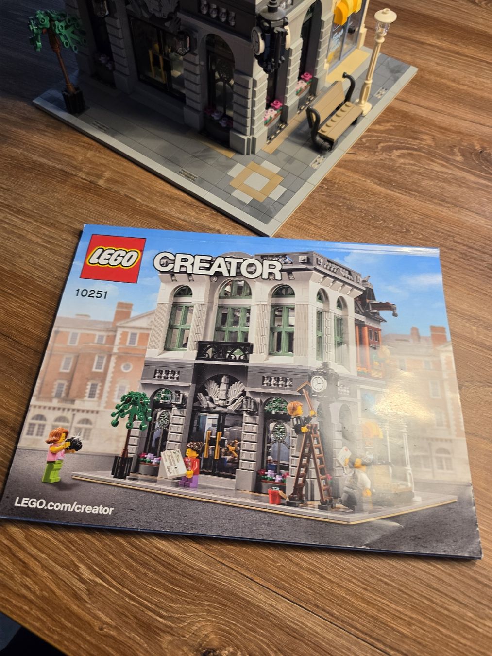 Lego Kit di costruzioni: Lego 10251 Creator Brickbank – Usato da Fischbach LU venduto da Micra3 1