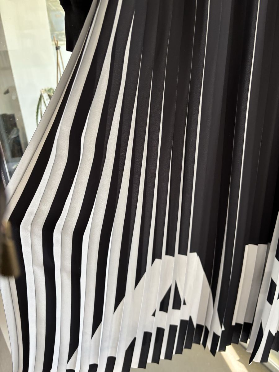 Karl Lagerfeld Vestiti: Robe Karl Lagerfeld Paris, taille 38 – Usato da Martigny venduto da lovejess 6