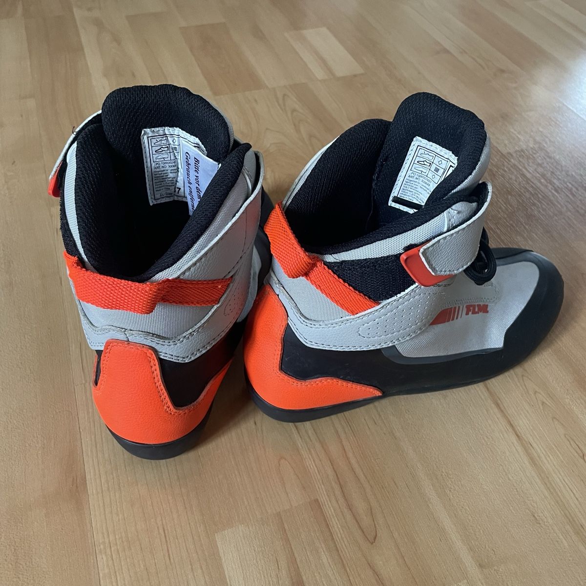 FLM Scarpe da donna: Motorradschuhe – Usato da Sursee venduto da fabiennemof 3
