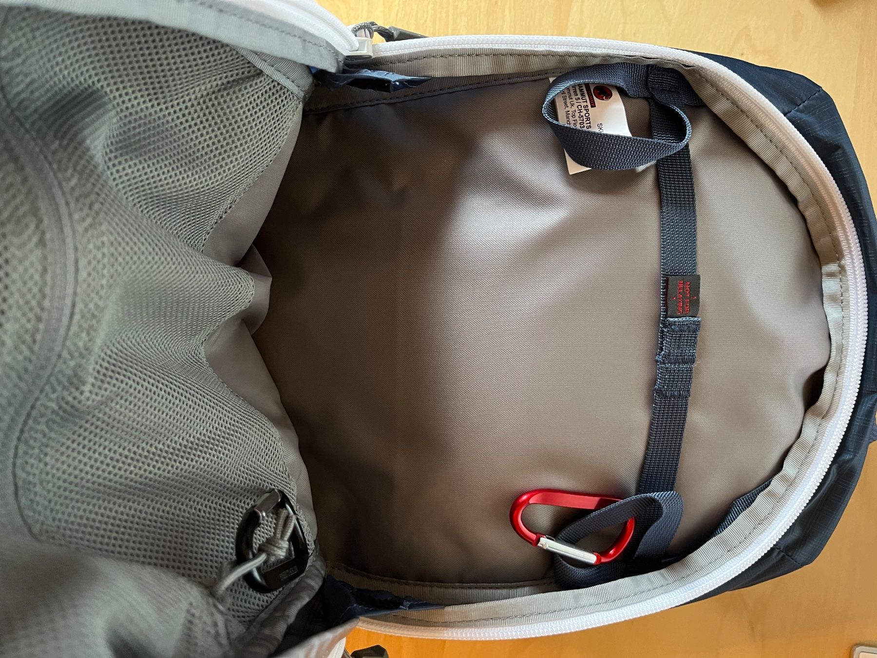 Mammut Rucksäcke: Mammut Rucksack Neon Light 12L – Neu (gemäss Beschreibung) aus Niederlenz von  1