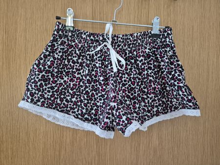 Short léopard d'été avec dentelle sexy , taille S / M