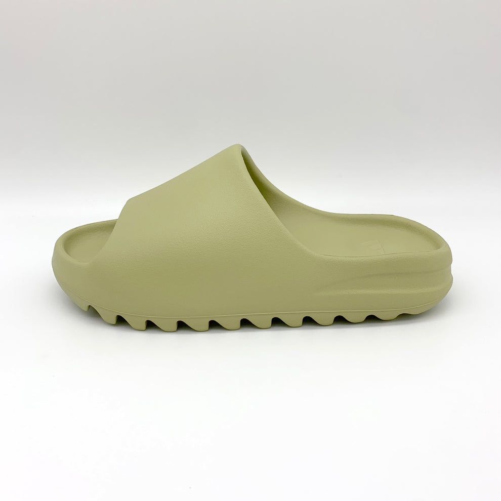 Adidas Scarpe da uomo: adidas Yeezy Slide Resin Gr. 40.5 – Nuovo e nell'imballaggio originale da Gebenstorf venduto da Pokerface8 2