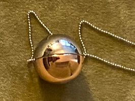 Collier avec boule 2 couleurs
