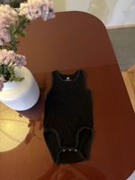 Schwarzer H&M Body, Grösse 86 (12-18M) - Top Zustand!