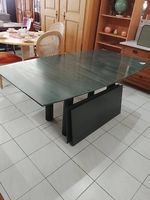 Grosser Esstisch ausziehbar mit 2 Einlegeplatten