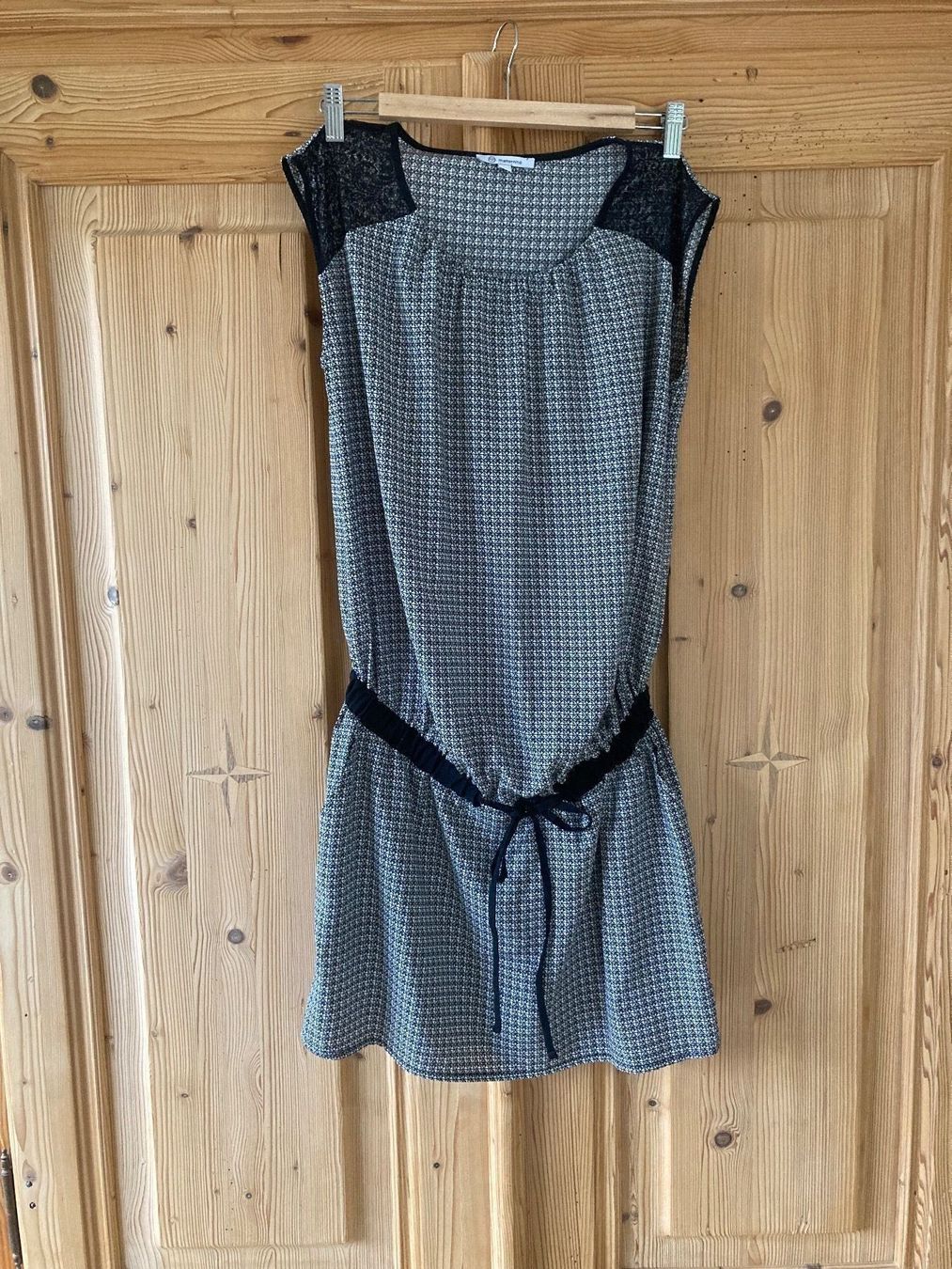 Kleider: Kleid – Gebraucht aus Leuk-Stadt von nadlerhu 1