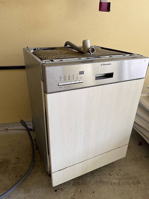 Lavastoviglie: Electrolux Einbau-Geschirrspüler 59.5 cm – Usato da Aarau venduto da Bifi4444