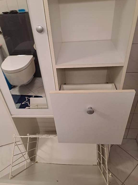 Schränke: Badezimmer Schrank  – Gebraucht aus Bazenheid von ste_8ycz