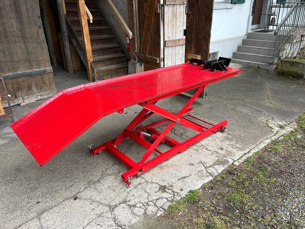 Rogowsen Motorrad-Hebebühne - Hydraulischer Reparaturständer Für Deine Garage, 680 Kg Tragkraft