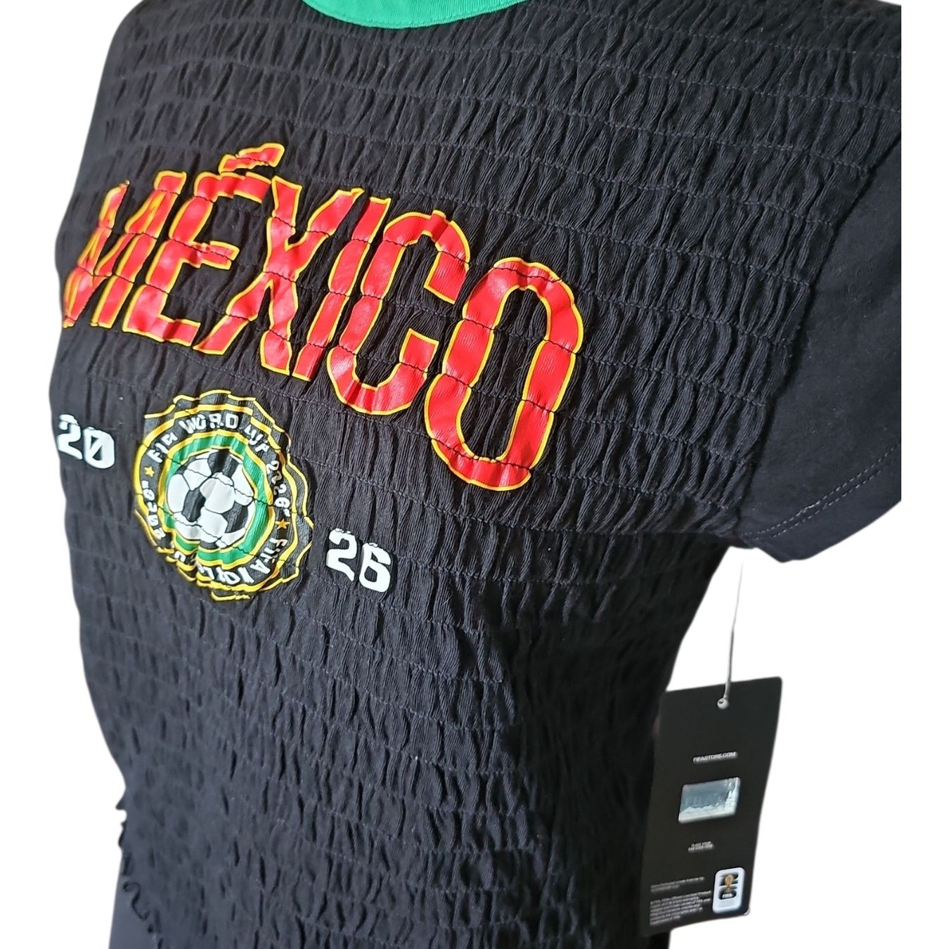 Fifa T-shirt: FIFA Mexiko 2026 Kurzarm-Oberteil, Gr. M – Nuovo (secondo la descrizione) da Langenthal venduto da SecondChanceShop 1