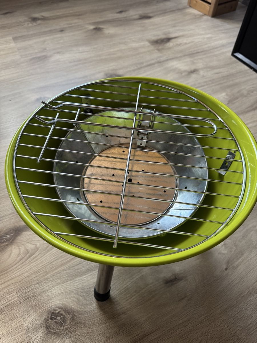 Grills: Kugelgrill Holzkohle – Gebraucht aus Bauma von Michelle.05 2