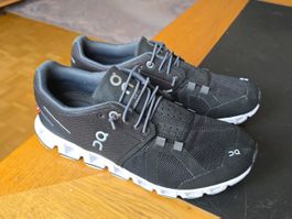 ON schuhe .  EU 38