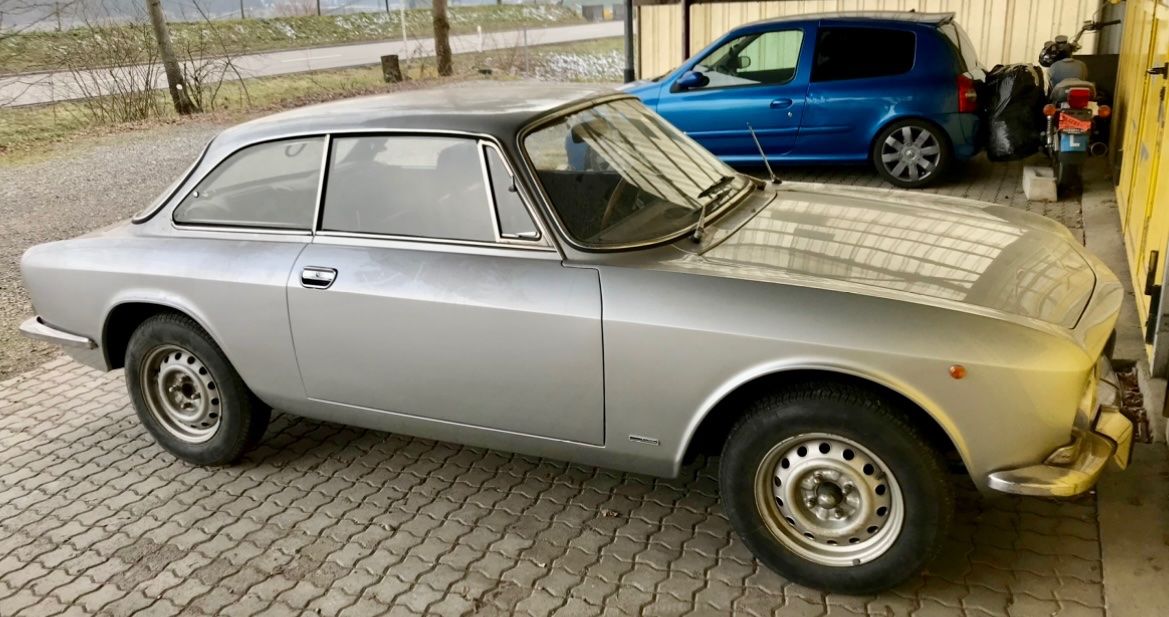 Alfa Romeo Automobili: Alfa Romeo GT Bertone 2000 – Usato da Bachenbülach venduto da Simivk 1