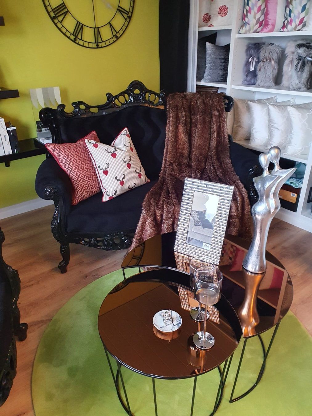 Set de table et chaises: Salontische – D'occasion à Wollerau par Ursini8832 1